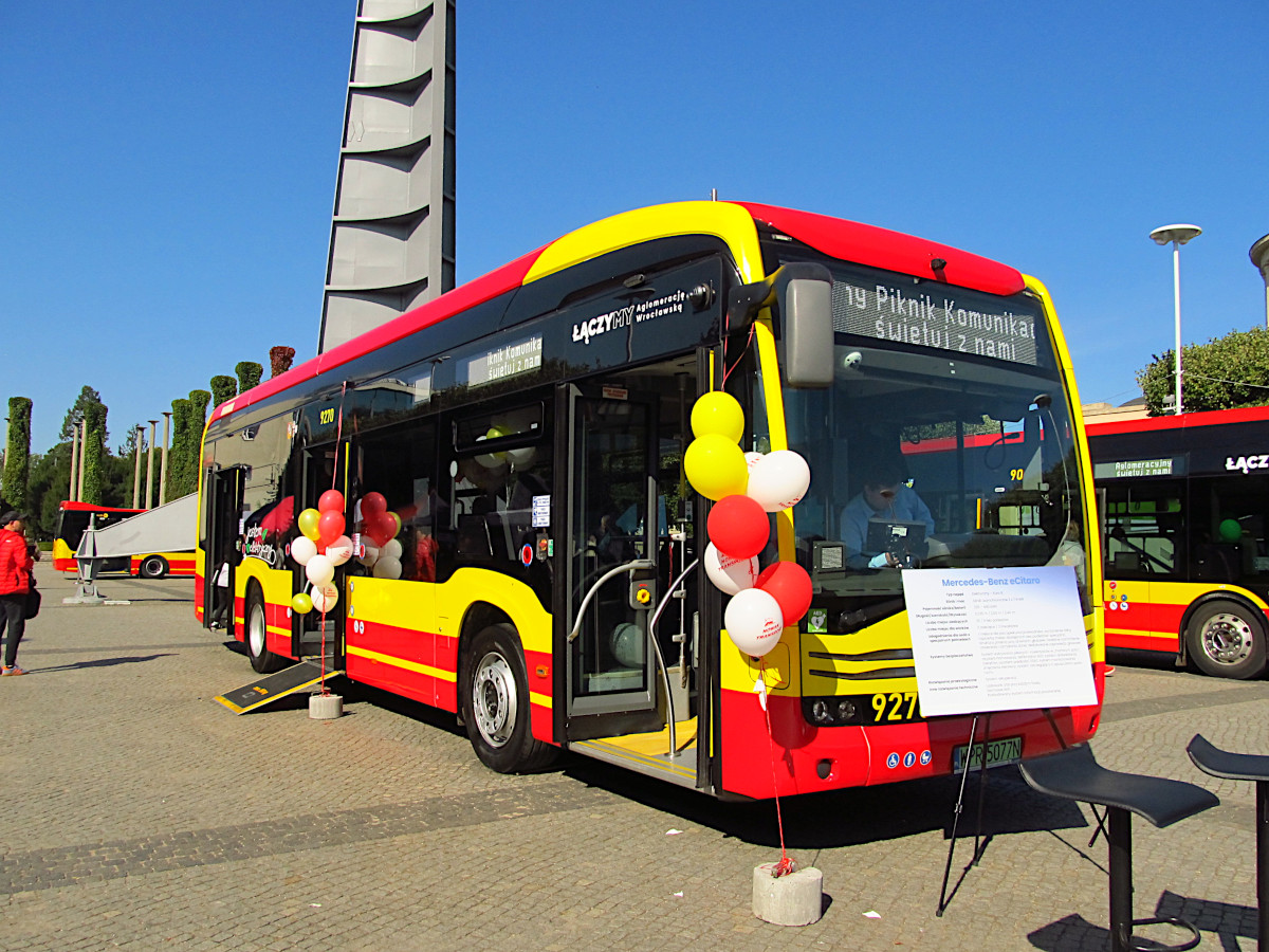 Wrocław, Mercedes-Benz eCitaro # 5017