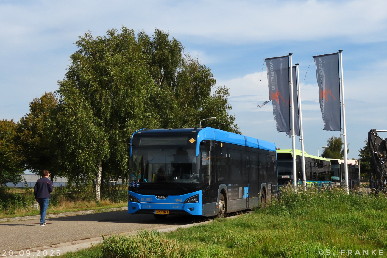Amsterdam, VDL Citea III LE-122 Electric # 4245; Leeuwarden — Openbaar Vervoer Collectie Nederland Open Day 2025