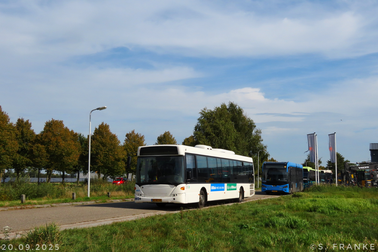 Amsterdam, Scania OmniLink CK230UB 4x2LB # 4025; Leeuwarden — Openbaar Vervoer Collectie Nederland Open Day 2025
