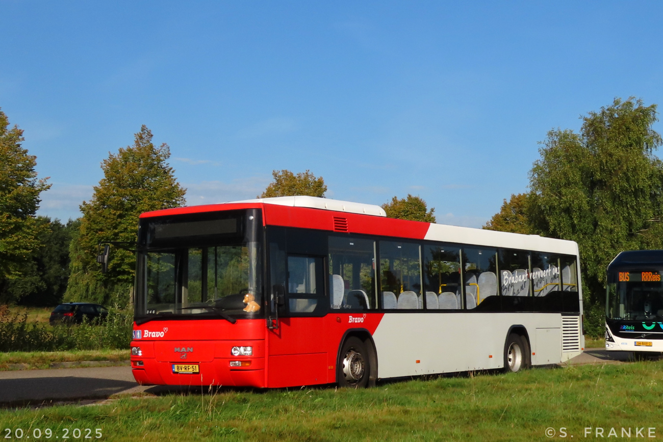 Rotterdam, MAN A78 Lion's City TÜ EL263 # 1100; Leeuwarden — Openbaar Vervoer Collectie Nederland Open Day 2025