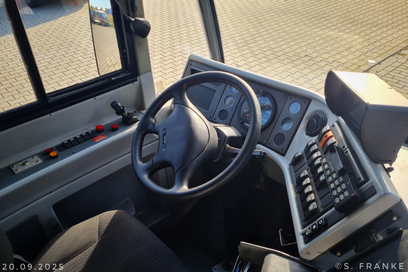 Leeuwarden, VDL Berkhof Ambassador 200 (ALE-120) # 1451; Leeuwarden — Openbaar Vervoer Collectie Nederland Open Day 2025