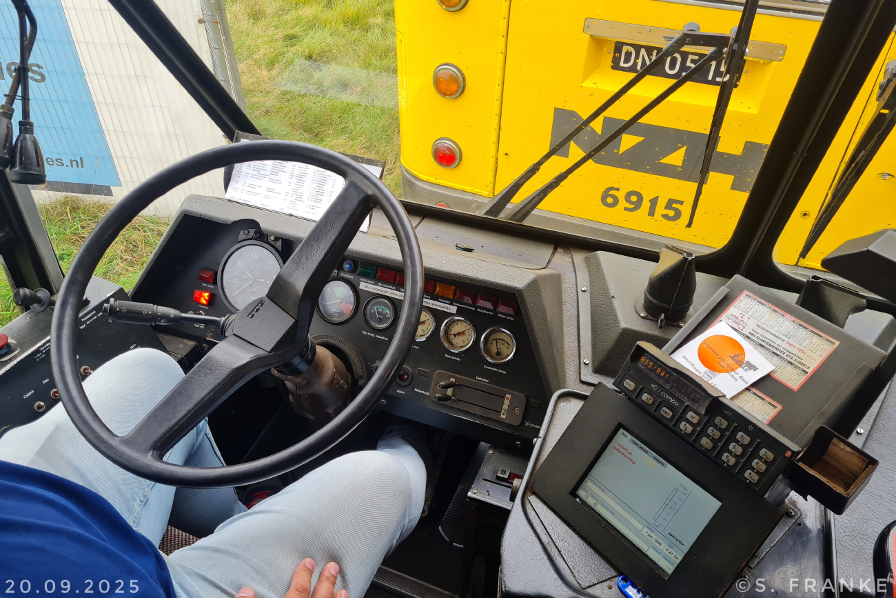 Леуварден, Den Oudsten № 438; Леуварден — Openbaar Vervoer Collectie Nederland Open Day 2025