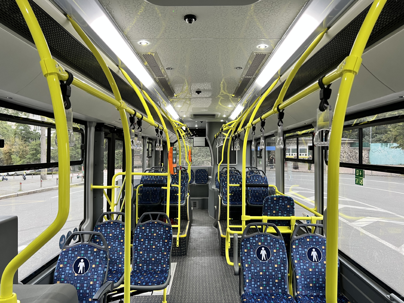 Kyiv, Anadolu Isuzu Citiport 12 # 8261