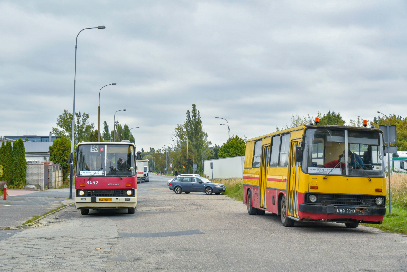 Łódź, Ikarus 280.33 # 3452; Łódź, Ikarus 280/A # T-20