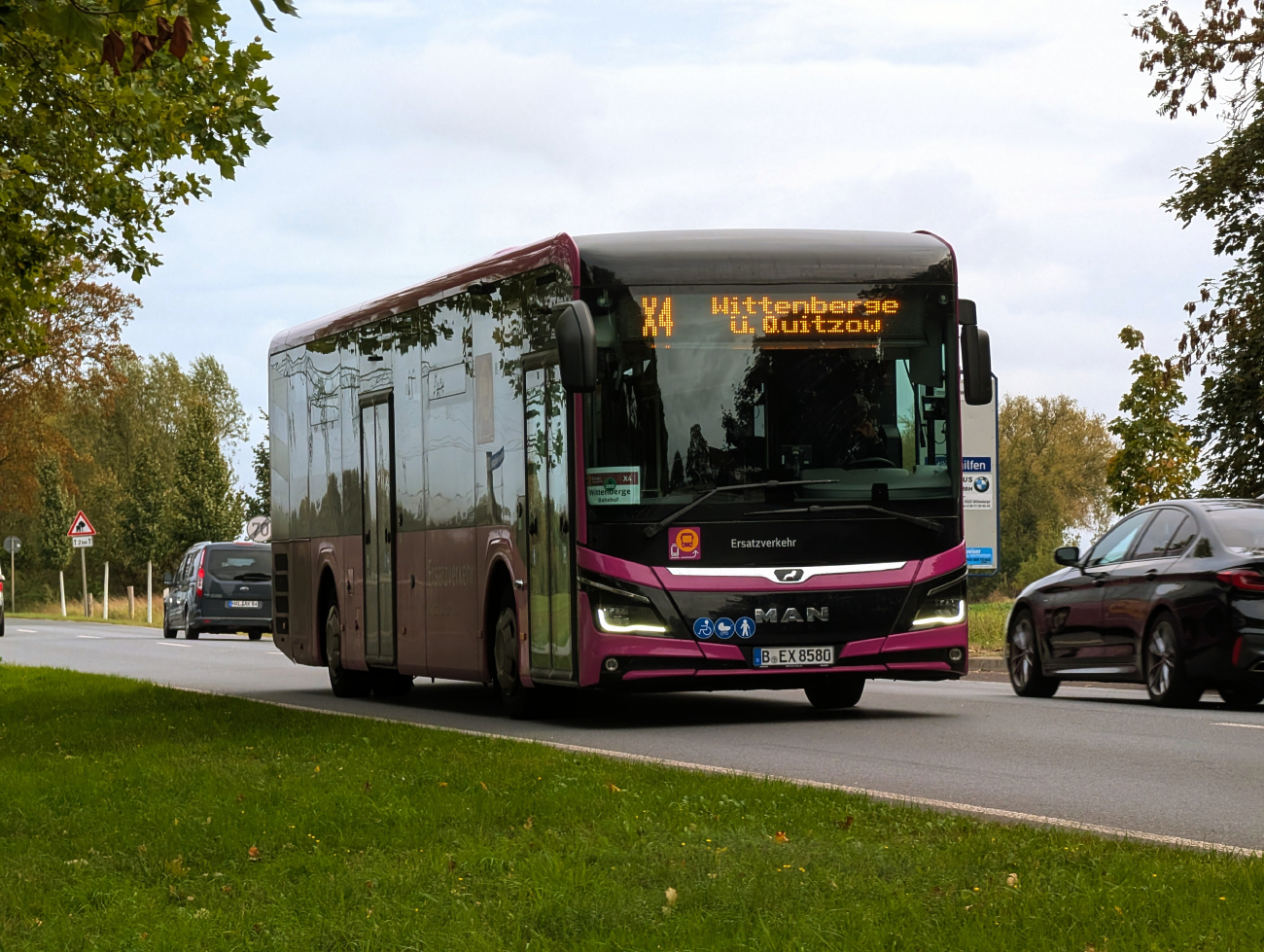 Berlin, MAN 43C Lion's Intercity Ü LE360 EfficientHybrid # 858; Potsdam — Ersatzverkehr der Generalsanierung Hamburg-Berlin 2025–2026