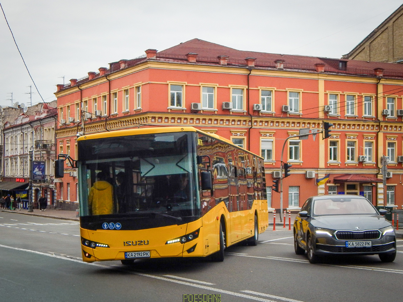 Kyiv, Anadolu Isuzu Citiport 12 # 8676