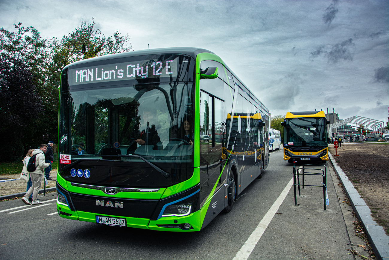 Мюнхен, MAN 12E Lion's City NL*** № M-AN 5607; Брюссель — Busworld Bruxelles 2025