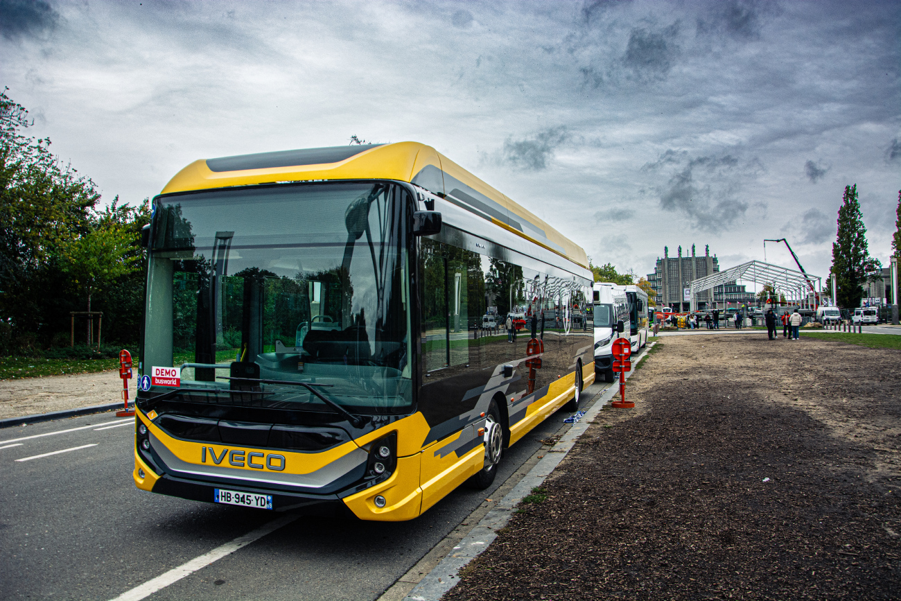 Lyon, IVECO E-Way 12M # HB-945-YD; Brussels — Busworld Bruxelles 2025