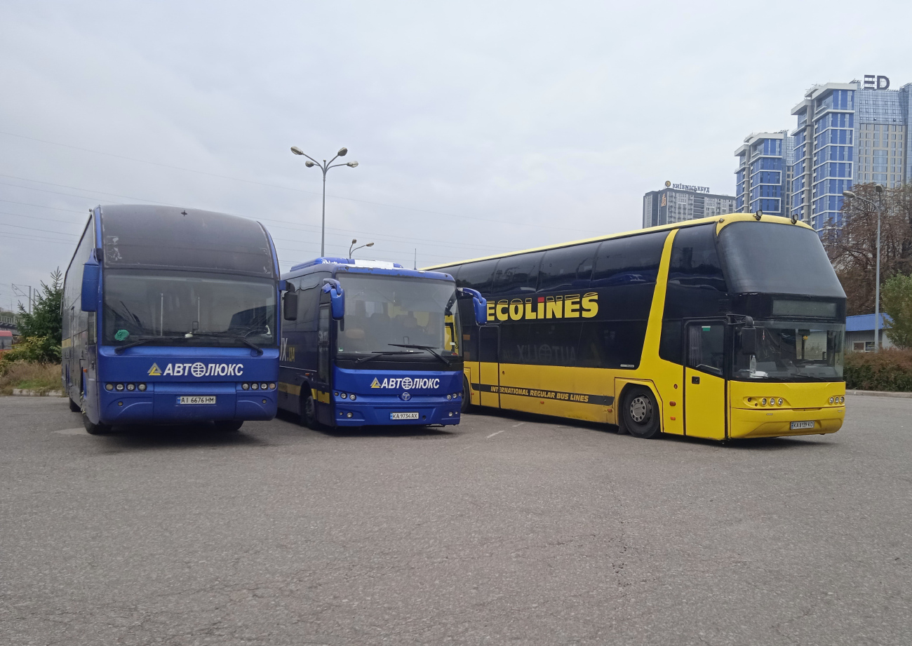 Kyiv, Neoplan N1122/3L Skyliner # 285; Kyiv, TEMSA MD 9 # 780; Kyiv, TEMSA Diamond 14 # 388; Kyiv — ---