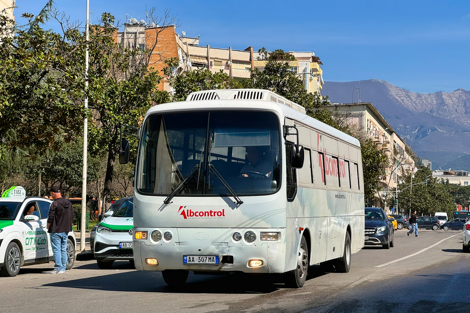 Tirana, Hyundai AeroTown №: AA-307MA