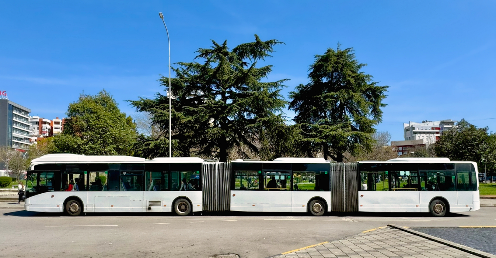 Tirana, Van Hool New AGG300 # 87