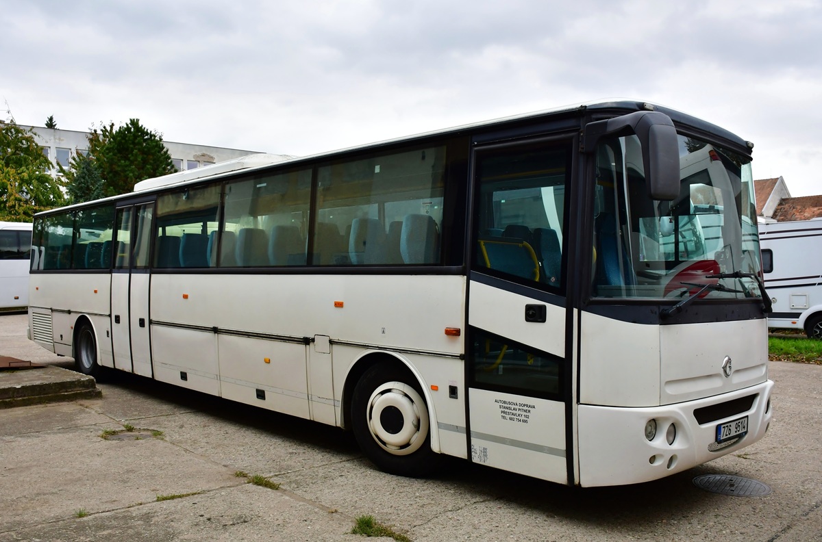 Olomouc, Irisbus Axer 12.8M # 7Z6 9514
