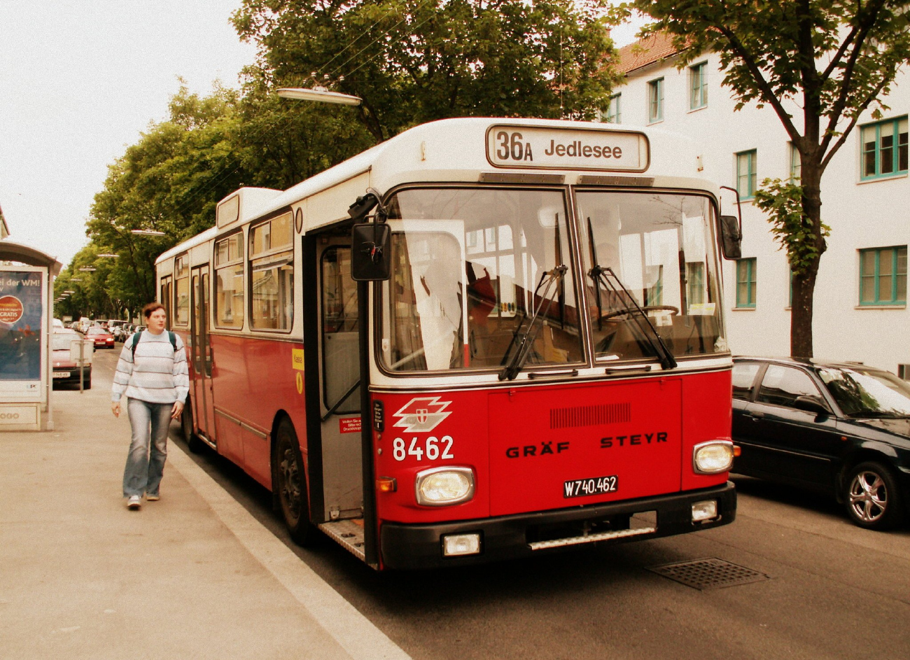 Vienna, Gräf & Steyr LU200 M11 # 8462