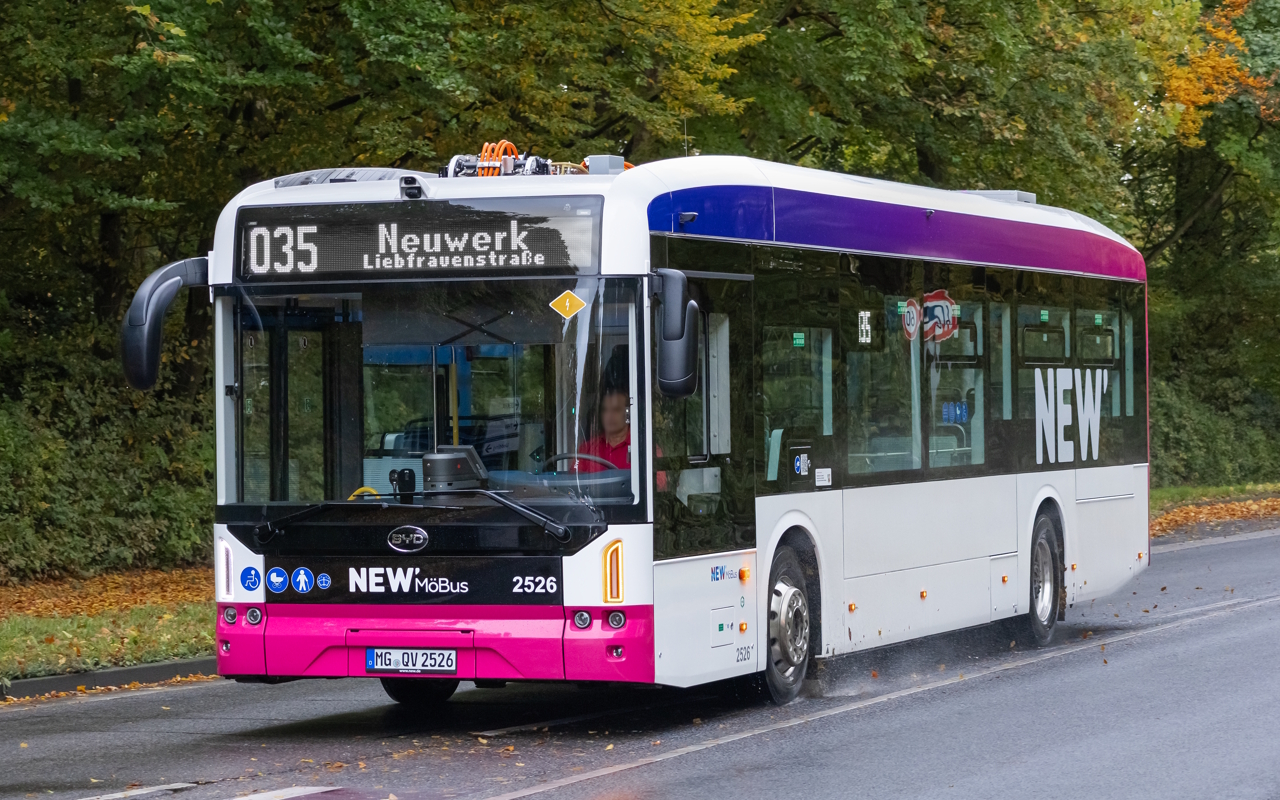 Mönchengladbach, BYD eBus B12.b # 2526