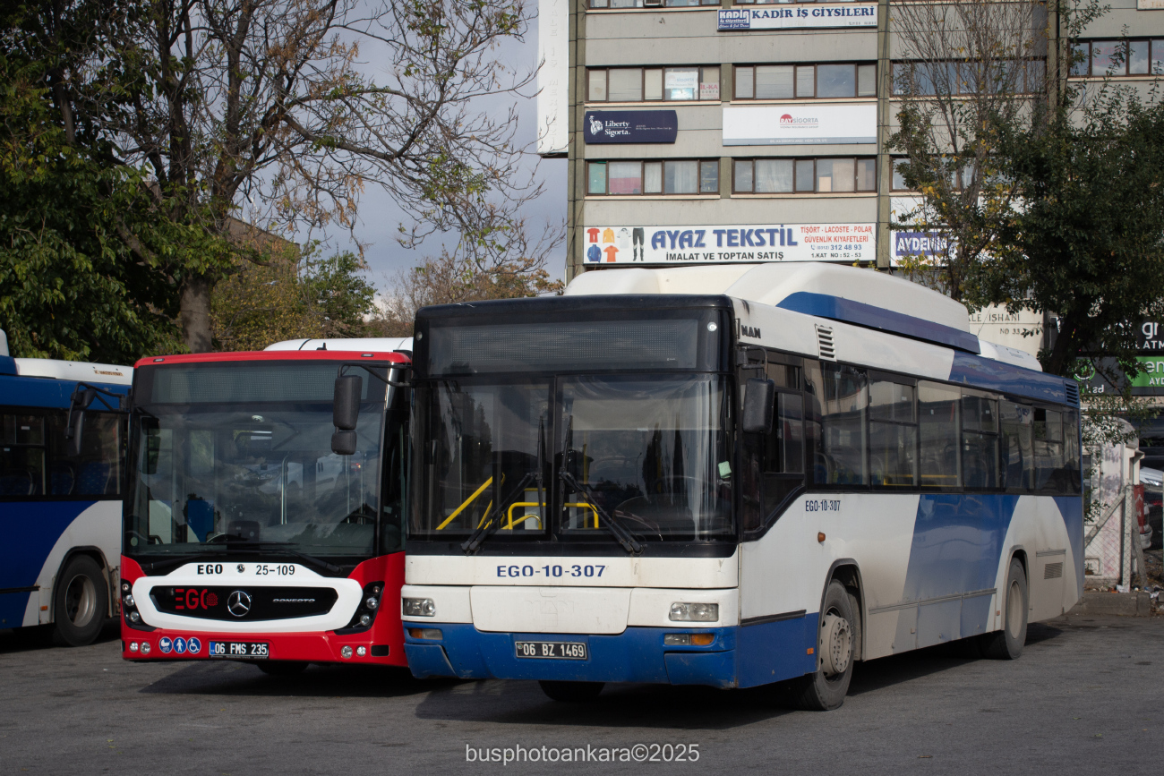 Ankara, Mercedes-Benz Conecto III # 25-109; Ankara, MAN A74 Lion's Classic SL313 CNG # 10-307