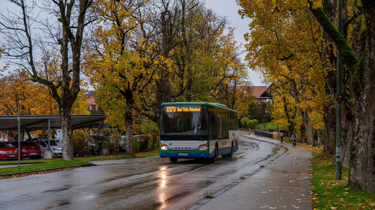 Munich, Setra S415LE business # M-W 9728